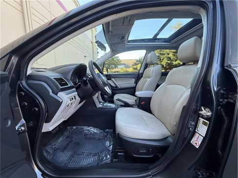 Used 2017 Subaru Forester 2.5i Premium w/ All-Weather Package AWD/4WD image 22