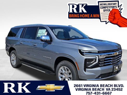 New 2025 Chevrolet Suburban Premier image 1