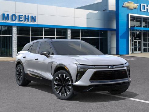New 2025 Chevrolet Blazer EV RS image 7