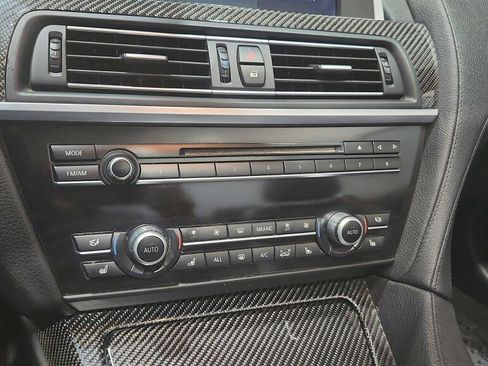 Used 2013 BMW M6 Convertible RWD image 19