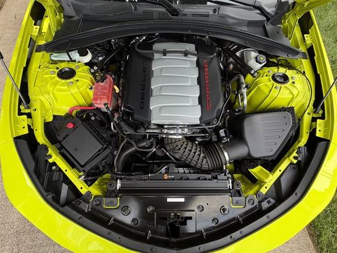 Used 2021 Chevrolet Camaro SS RWD image 75