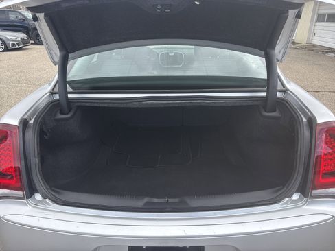 Used 2021 Chrysler 300 Touring w/ Sport Appearance Package RWD image 5