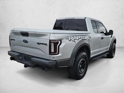 Used 2017 Ford F150 Raptor w/ Exterior Graphics Package image 5