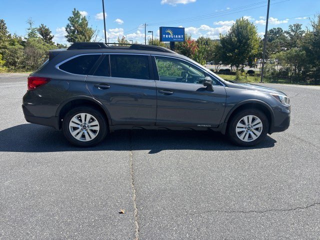 Used 2018 Subaru Outback 2.5i Premium AWD/4WD image 8