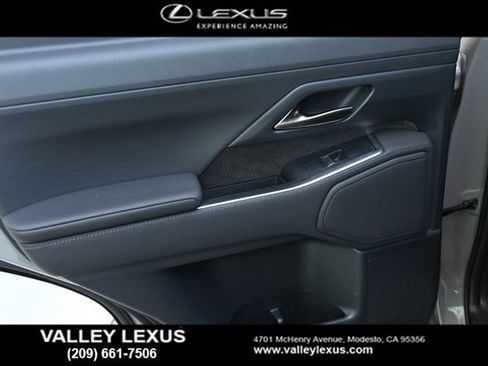 Certified 2024 Lexus GX 550 w/ Accessory Package (31) AWD/4WD image 20