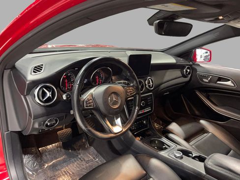 Used 2019 Mercedes-Benz GLA 250 w/ Convenience Package image 17