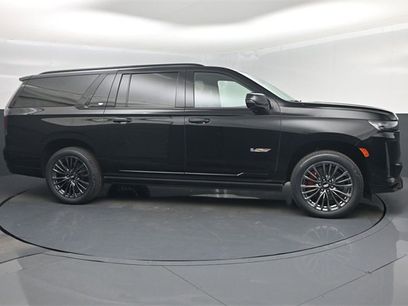 Used 2023 Cadillac Escalade ESV V
