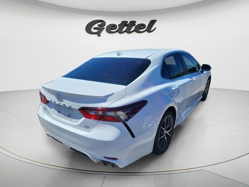 Certified 2024 Toyota Camry SE w/ Convenience Package image 8