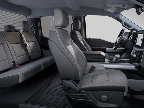 New 2025 Ford F150 Lightning XLT image 6