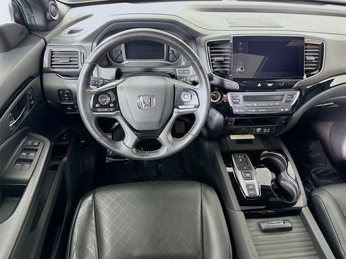 Used 2019 Honda Passport Touring image 3