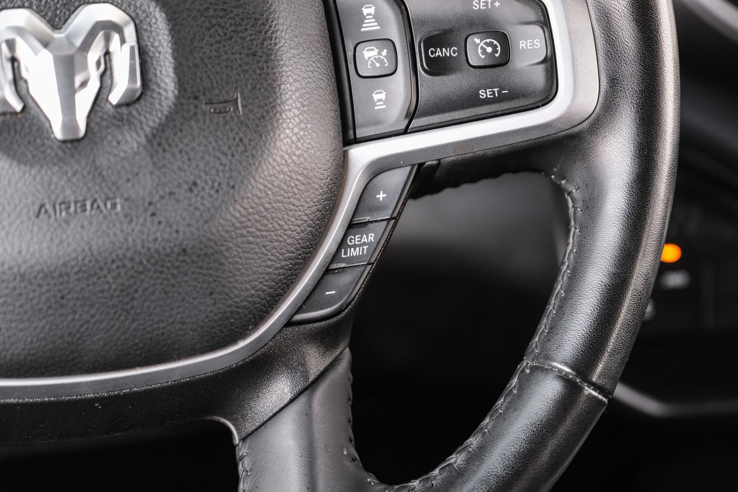 Used 2024 RAM 2500 Big Horn w/ Safety Group AWD/4WD image 17