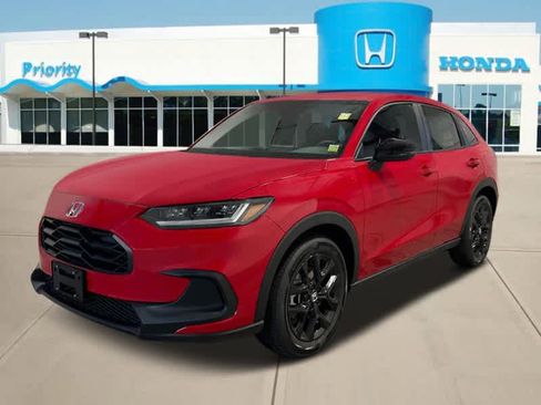 Certified 2025 Honda HR-V Sport image 1