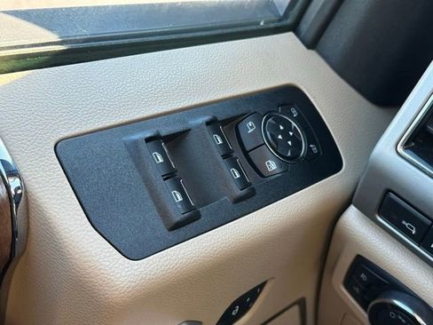 Used 2018 Ford F150 Lariat image 19