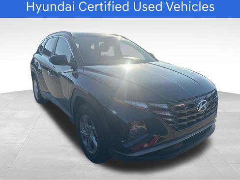 Used 2022 Hyundai Tucson SEL FWD image 2