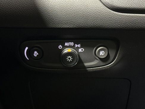 Used 2023 Buick Encore GX Preferred image 18