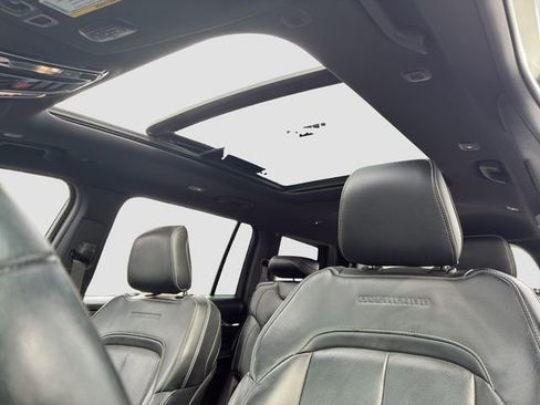 Used 2022 Jeep Grand Cherokee L Overland image 16