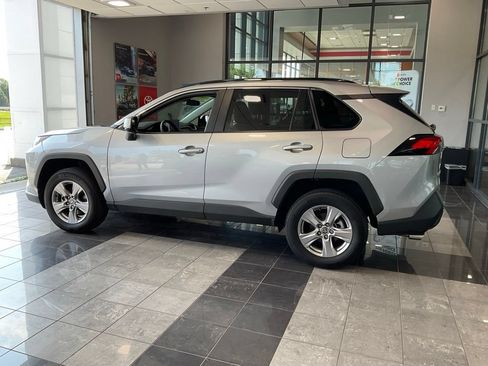 Certified 2025 Toyota RAV4 XLE AWD/4WD image 4