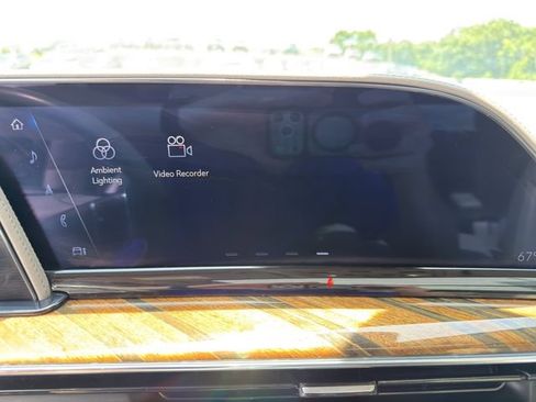 Used 2023 Cadillac Escalade Premium Luxury Platinum AWD/4WD image 46