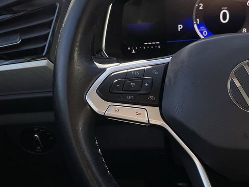 Used 2024 Volkswagen Jetta SE image 13