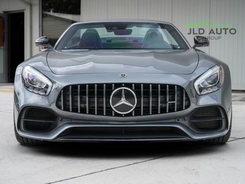 Used 2019 Mercedes-Benz AMG GT Roadster image 3