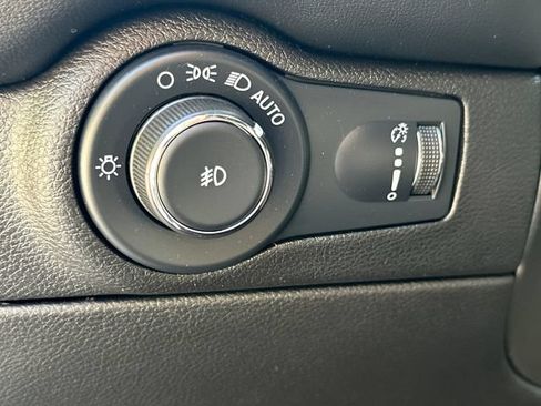 Used 2022 Dodge Durango R/T AWD/4WD image 28