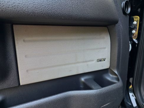 Used 2011 Ford F150 Raptor w/ Raptor Luxury Pkg image 29