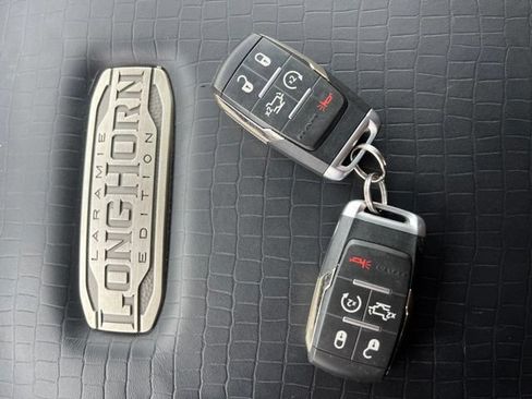 Used 2020 RAM 2500 Limited AWD/4WD image 27