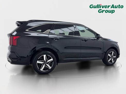 Used 2021 Kia Sorento S FWD image 9