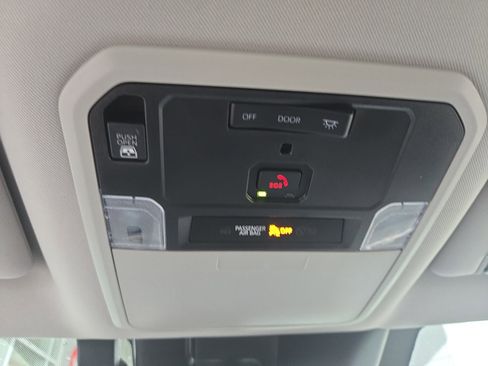 Used 2024 Toyota Tundra Limited image 20