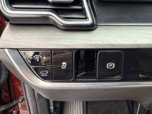 Used 2025 Kia Sportage X-Pro Prestige image 34