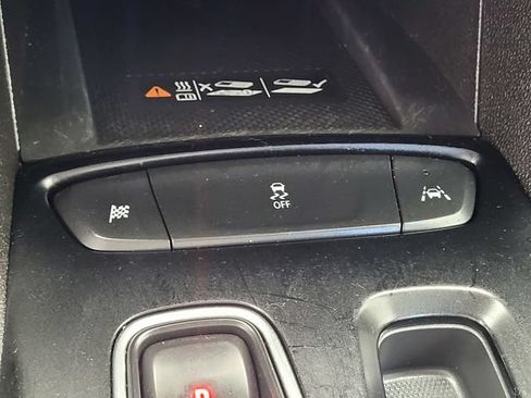 Used 2023 Chevrolet Bolt EUV Premier w/ Sun & Sound Package FWD image 15