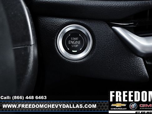 Used 2025 Cadillac XT4 Premium Luxury image 26