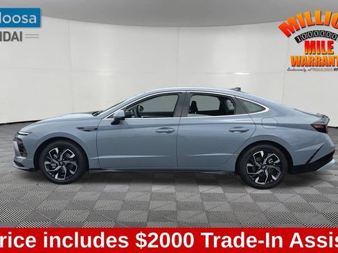 Used 2024 Hyundai Sonata SEL FWD image 4
