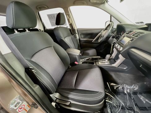 Used 2016 Subaru Forester 2.5i w/ Popular Package #1 AWD/4WD image 25