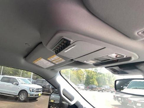 New 2025 Ford F450 Lariat image 17