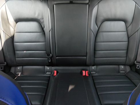 Used 2022 Volkswagen Golf R AWD/4WD image 13