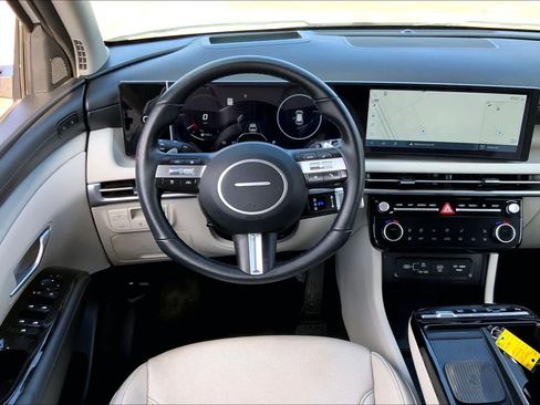 Used 2025 Hyundai Tucson Limited image 6