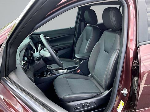 Used 2023 Buick Encore GX Preferred AWD/4WD image 25