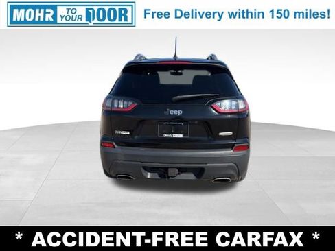 Used 2019 Jeep Cherokee Latitude Plus w/ Comfort/Convenience Group image 4