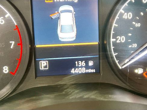 Used 2025 Nissan Altima 2.5 S FWD image 12