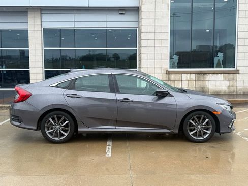 Used 2019 Honda Civic EX-L image 6