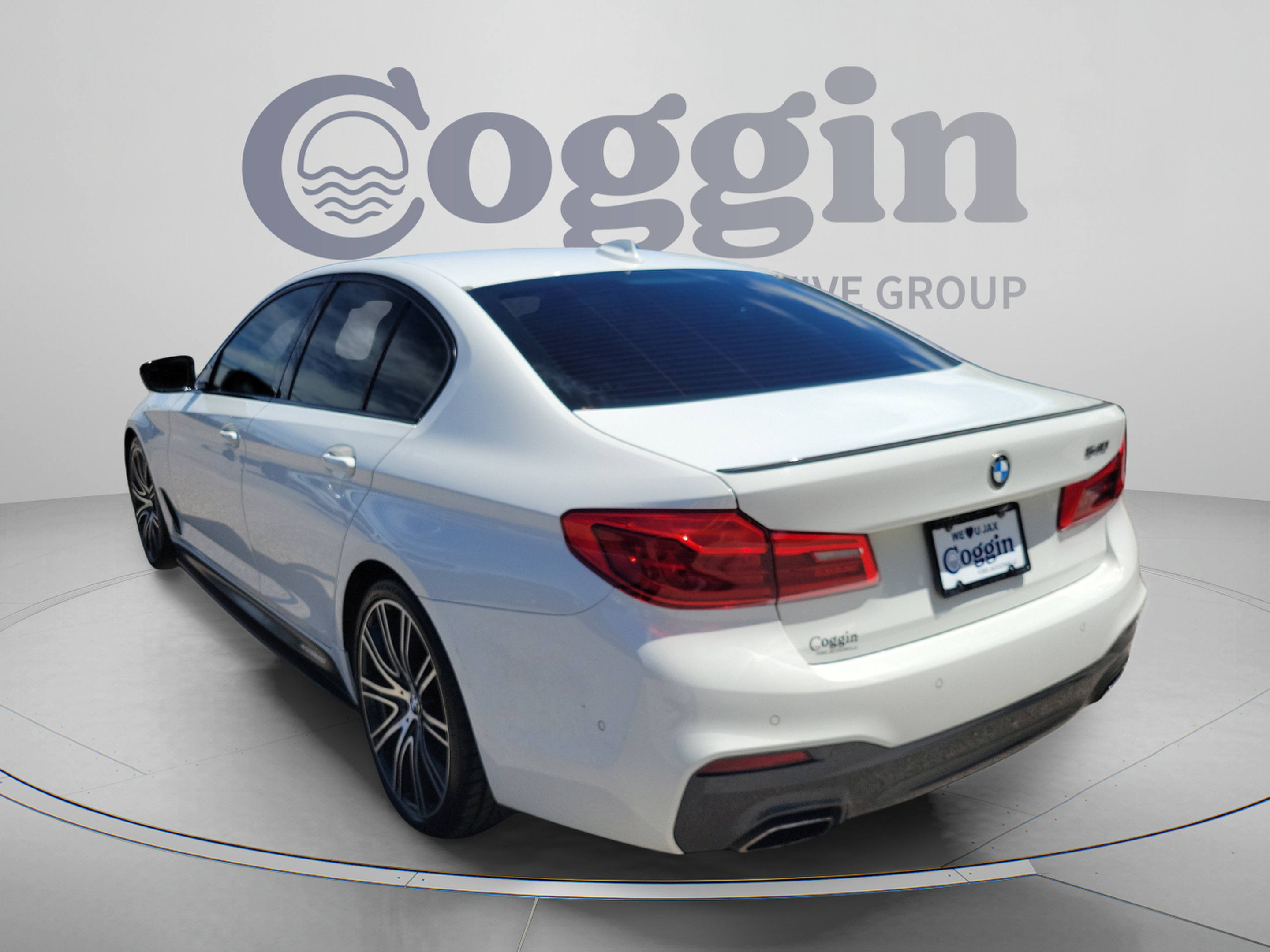 Used 2020 BMW 540i w/ M Sport Package RWD image 2