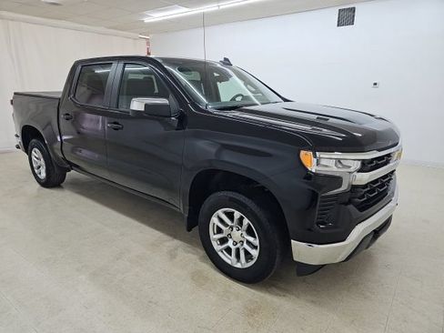 Used 2023 Chevrolet Silverado 1500 LT AWD/4WD image 13