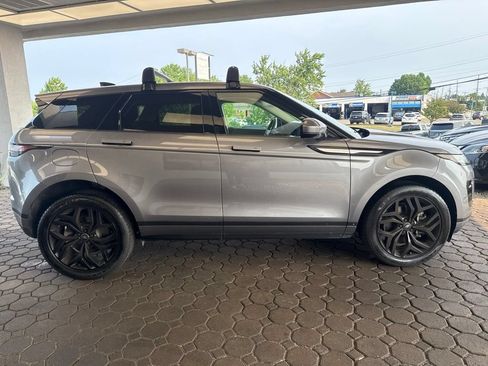 Used 2023 Land Rover Range Rover Evoque SE AWD/4WD image 5