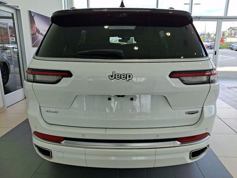 Used 2024 Jeep Grand Cherokee L Summit image 5