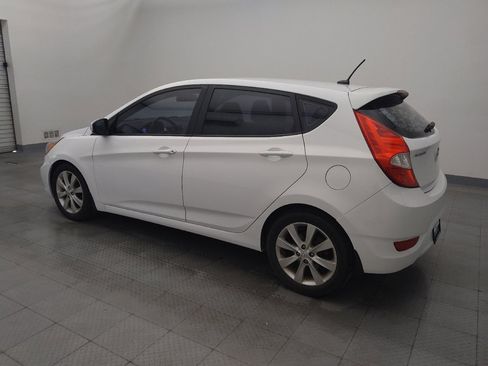 Used 2014 Hyundai Accent SE image 3