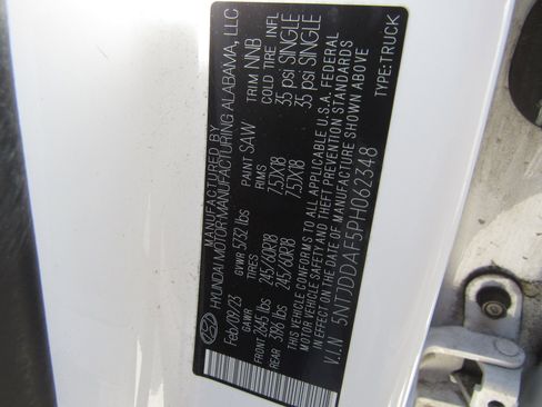 Used 2023 Hyundai Santa Cruz SEL Premium image 6