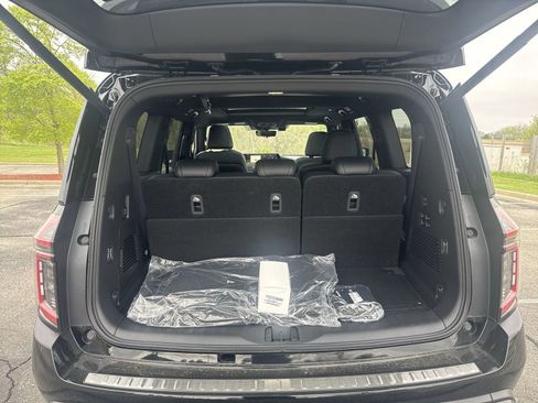 New 2026 Nissan Armada PRO-4X AWD/4WD image 32