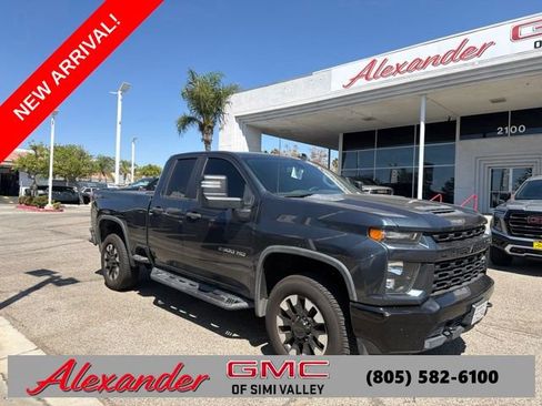 Used 2020 Chevrolet Silverado 2500 Custom w/ Custom Value Package AWD/4WD image 1