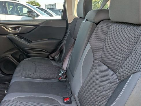 Used 2019 Subaru Forester Premium AWD/4WD image 14
